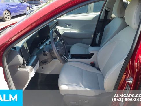 Used 2024 Hyundai Kona SEL image 6