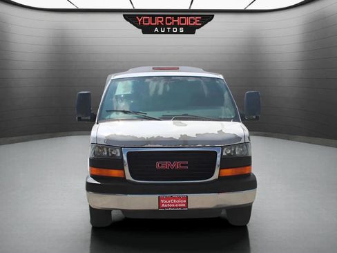 Used 2009 GMC Savana 3500 image 2