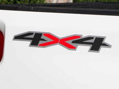 Used 2025 Chevrolet Silverado 2500 LT w/ Convenience Package image 50