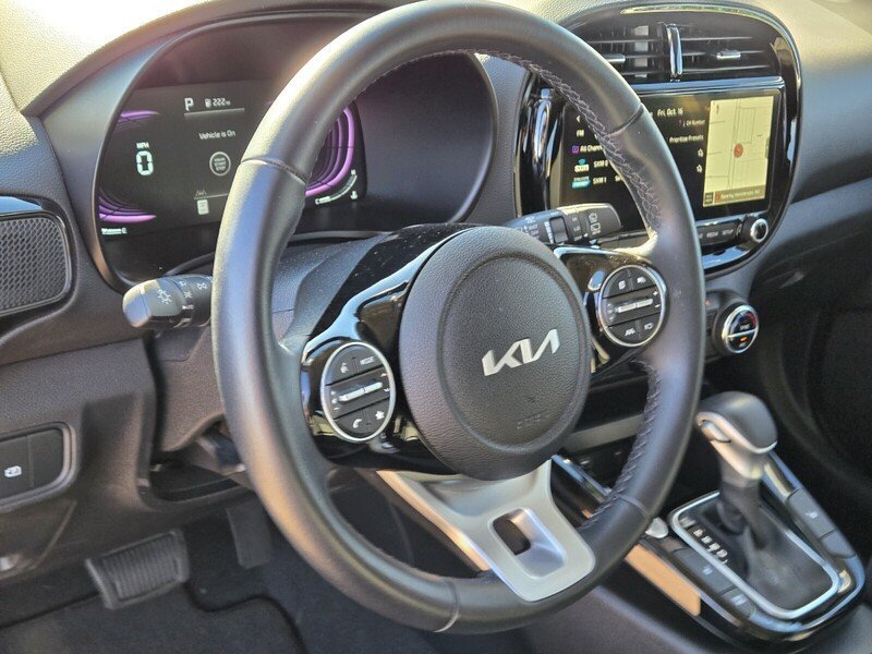 Certified 2025 Kia Soul EX FWD image 18