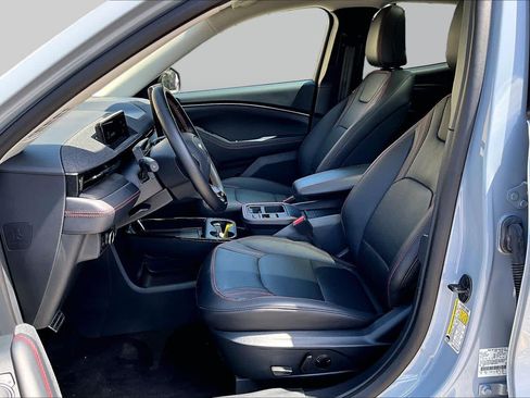 Used 2025 Ford Mustang Mach-E Premium w/ Sport Appearance Package AWD/4WD image 10
