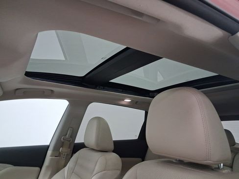 Used 2016 Nissan Murano Platinum w/ Platinum Technology Package image 13