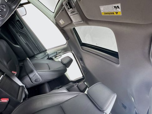 Used 2024 Honda Odyssey EX-L image 15