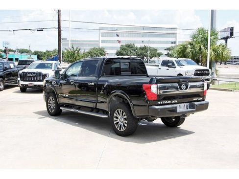 Used 2016 Nissan Titan Platinum Reserve AWD/4WD image 4