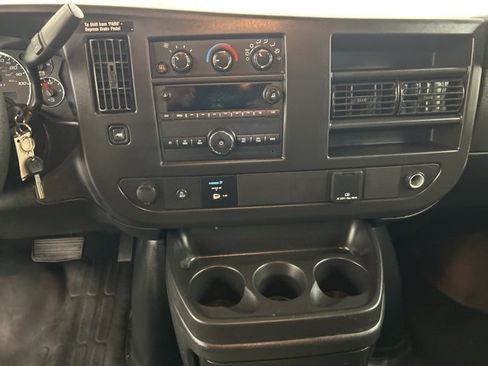Used 2023 GMC Savana 2500 w/ Driver Convenience Package image 13