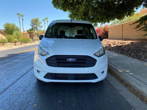 Used 2022 Ford Transit Connect XLT FWD image 3