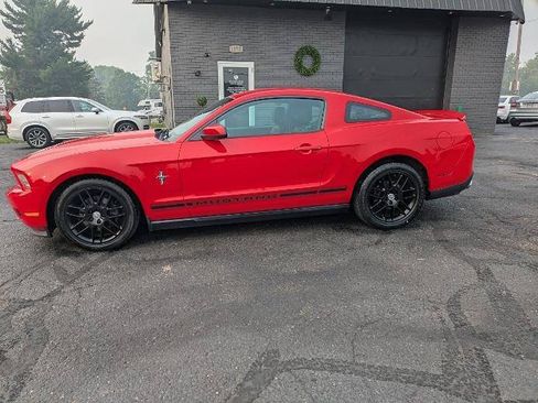 Used 2012 Ford Mustang Premium RWD image 2