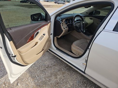 Used 2012 Buick LaCrosse Touring image 20