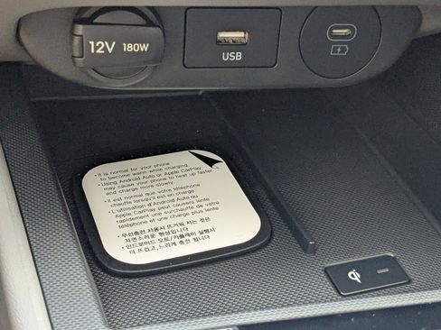 New 2026 Hyundai Elantra SEL Sport Premium FWD image 32