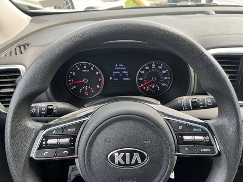 Used 2021 Kia Sportage LX AWD/4WD image 11