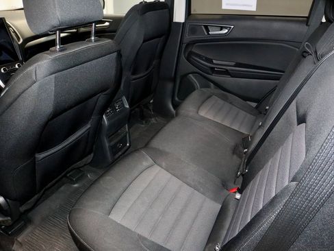 Certified 2022 Ford Edge SE w/ Black Appearance Package image 20