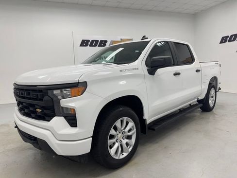 Used 2025 Chevrolet Silverado 1500 Custom AWD/4WD image 1