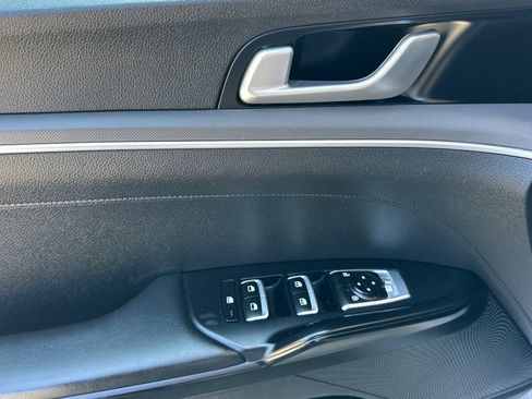 Used 2022 Kia K5 GT-Line FWD image 11