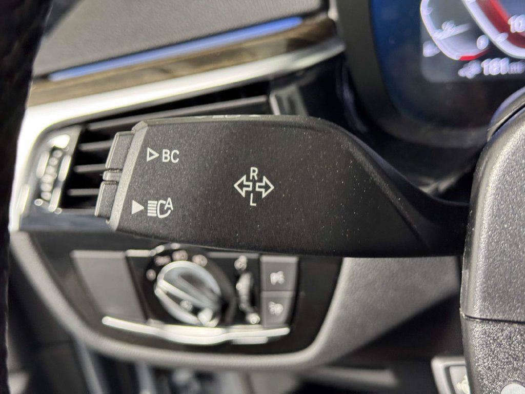 Used 2022 BMW 530e xDrive w/ Premium Package AWD/4WD image 20
