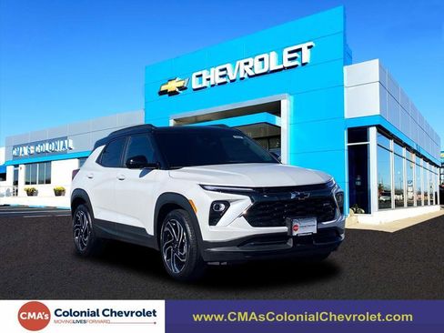 New 2025 Chevrolet TrailBlazer RS w/ Convenience Package image 1