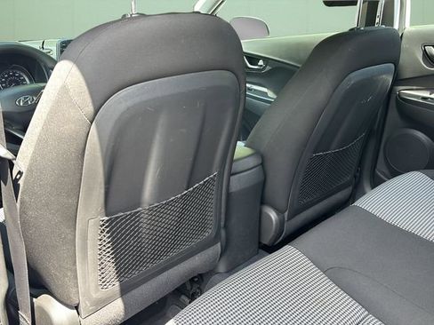 Used 2021 Hyundai Kona SE FWD image 23