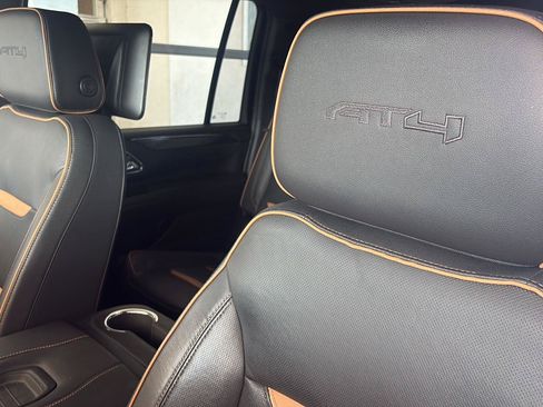 Used 2023 GMC Yukon XL AT4 w/ AT4 Premium Package AWD/4WD image 28