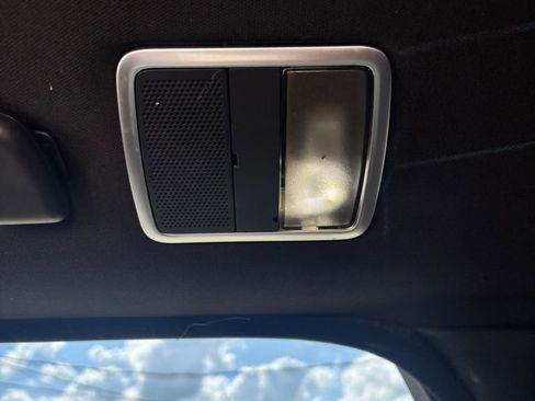 Used 2014 Land Rover Range Rover Sport HSE image 10