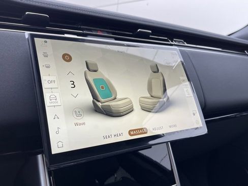 New 2025 Land Rover Range Rover SE image 8