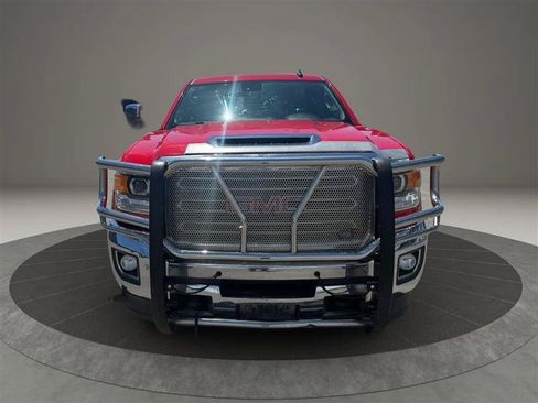 Used 2019 GMC Sierra 2500 SLT w/ Duramax Plus Package AWD/4WD image 8