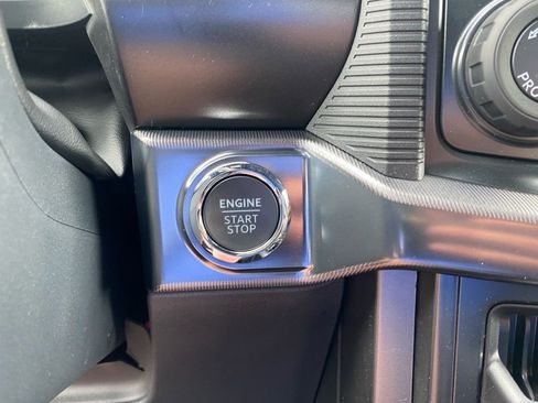 New 2025 Ford F150 Lariat w/ Equipment Group 502A High image 11