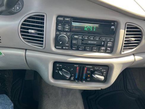 Used 2003 Buick Century Custom w/ Preferred Equipment Group 1SB FWD image 12