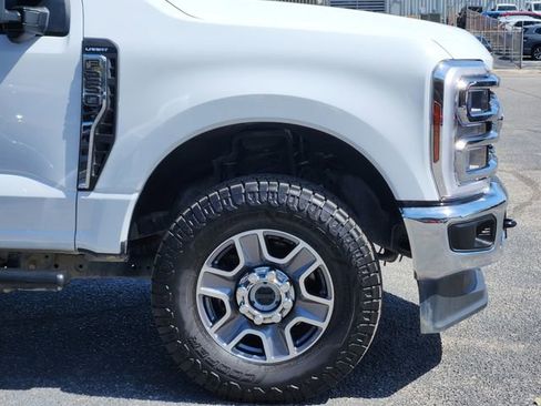 Used 2025 Ford F250 Lariat w/ FX4 Off-Road Package AWD/4WD image 7