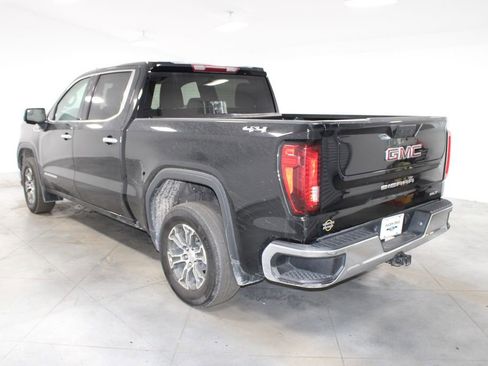 Used 2024 GMC Sierra 1500 SLT image 7