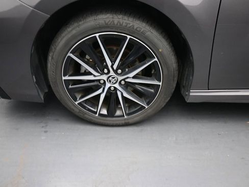 Used 2023 Toyota Camry SE FWD image 14
