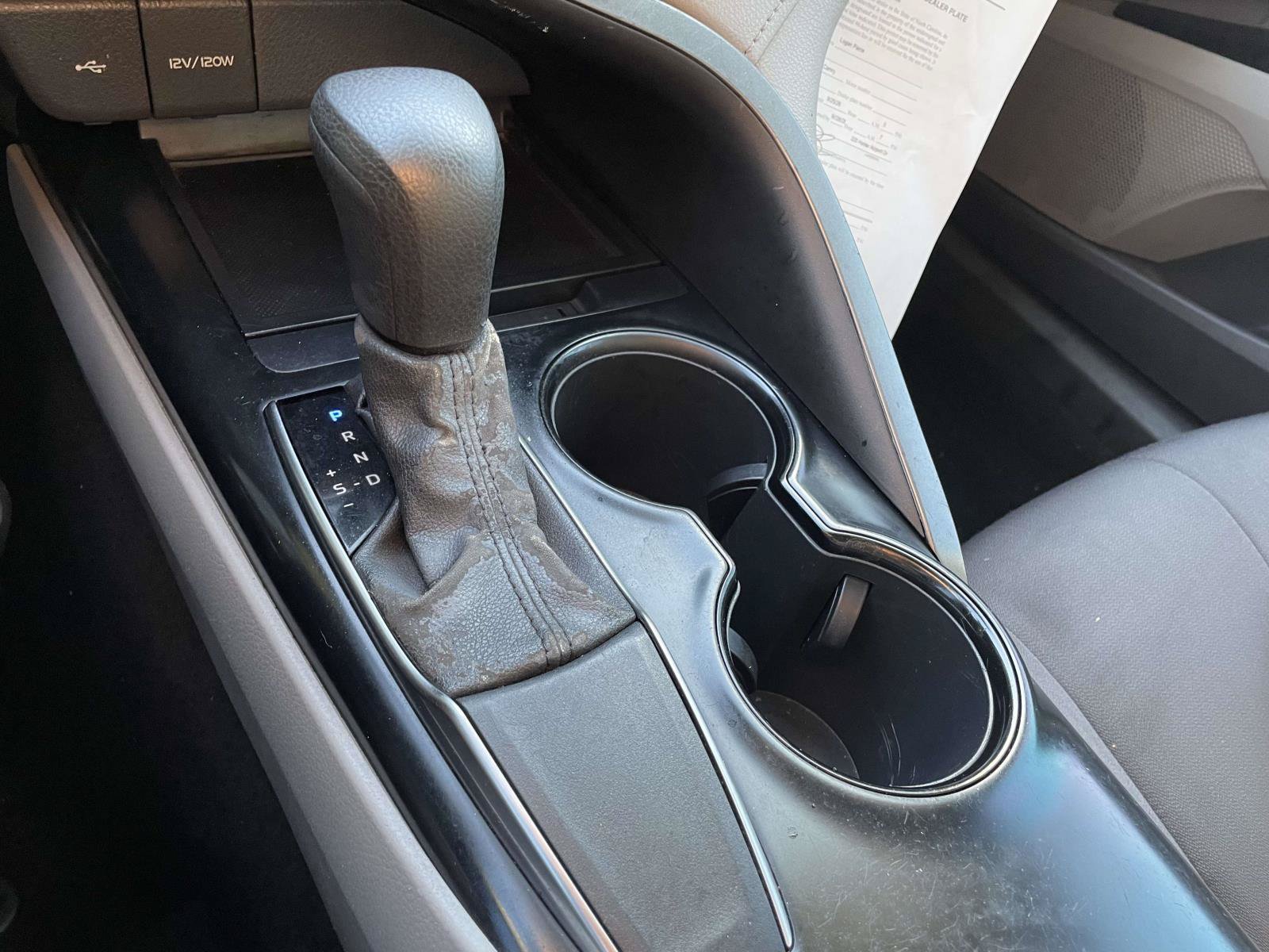 Used 2020 Toyota Camry LE FWD image 20