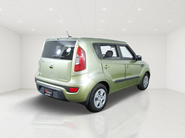 Used 2013 Kia Soul FWD image 6