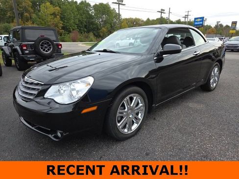 Used 2008 Chrysler Sebring Limited w/ Luxury Group image 3