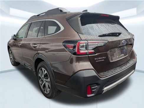 Used 2021 Subaru Outback Touring XT image 5