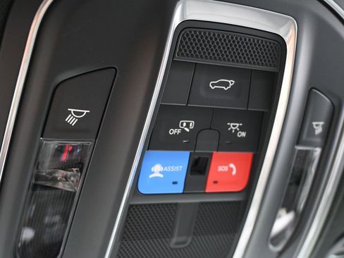 New 2026 Jeep Grand Wagoneer L 2WD image 21