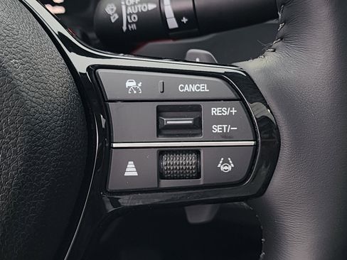 Certified 2025 Honda Accord Touring image 24