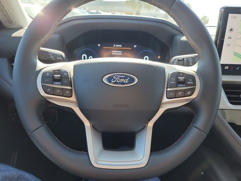 New 2026 Ford Explorer Active image 18