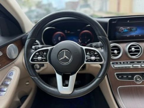 Used 2021 Mercedes-Benz C 300 4MATIC Sedan image 34
