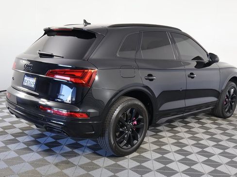 Used 2023 Audi Q5 2.0T Premium w/ Convenience Package AWD/4WD image 4