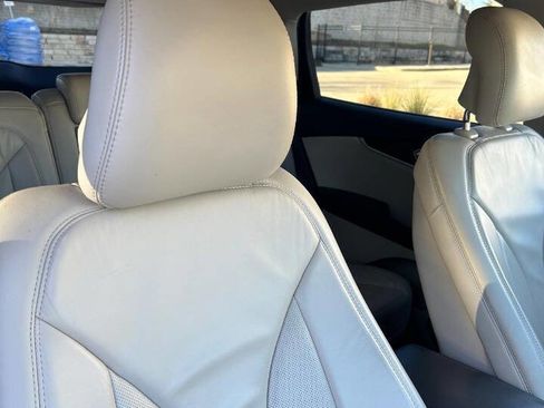 Used 2017 Lincoln MKX Select w/ Select Plus Package image 60