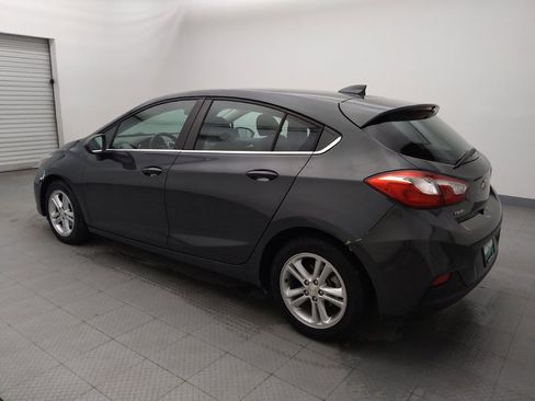 Used 2017 Chevrolet Cruze LT image 3