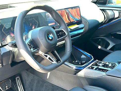 New 2026 BMW X3 xDrive30i w/ Premium Package AWD/4WD image 9
