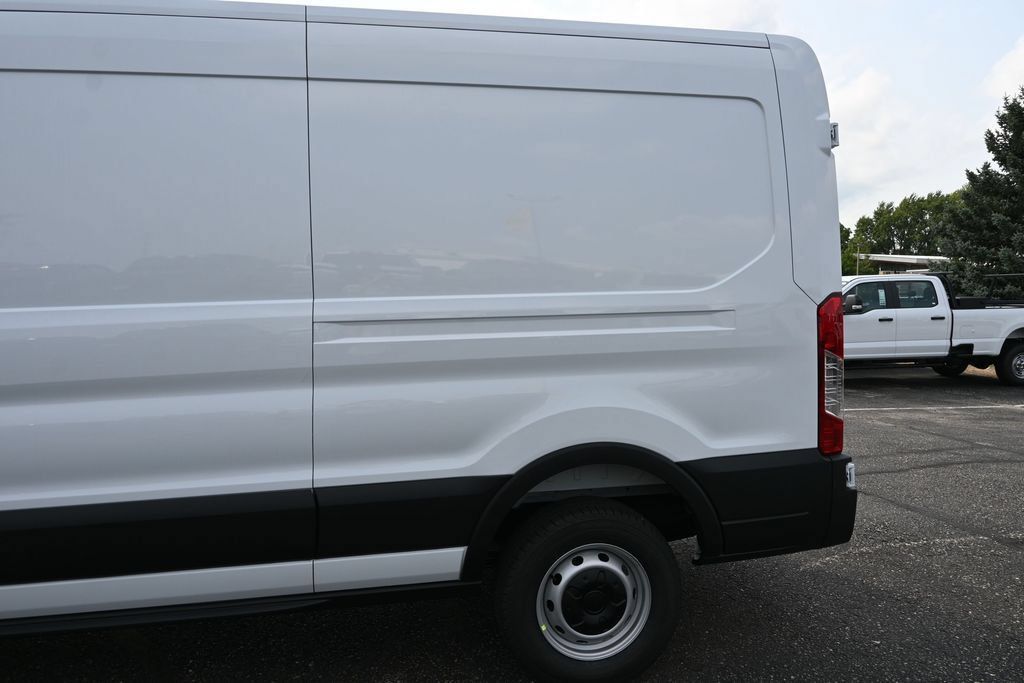 New 2026 Ford Transit 150 148 Medium Roof w/ Load Area Protection Package RWD image 39