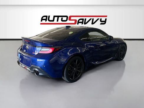 Used 2023 Toyota GR86 Premium RWD image 7