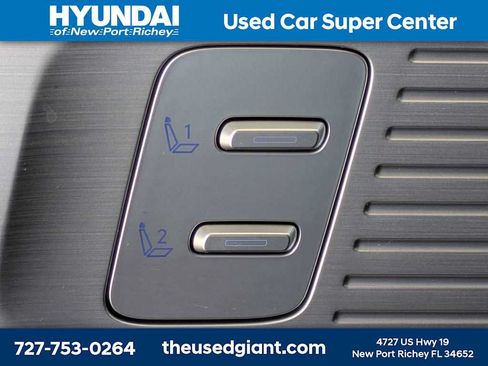 Certified 2024 Hyundai Santa Fe Limited AWD/4WD image 28