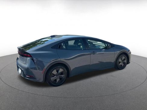 Used 2025 Toyota Prius LE FWD image 15