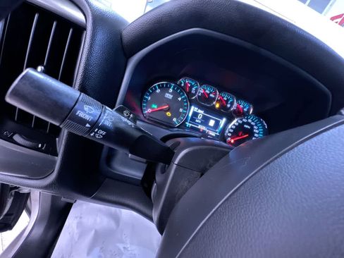 Used 2018 Chevrolet Silverado 1500 LT w/ All Star Edition image 18