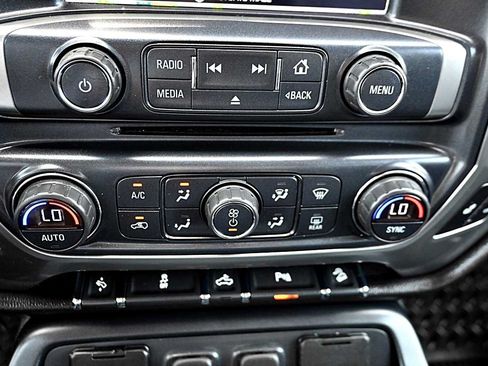 Used 2017 Chevrolet Silverado 1500 LT w/ All Star Edition AWD/4WD image 30