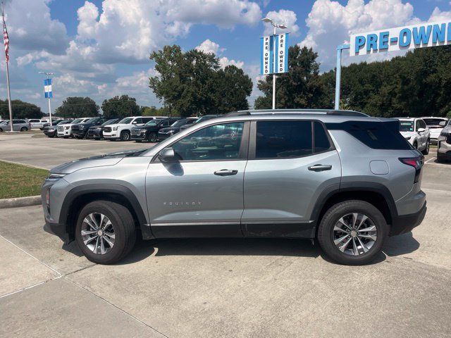 Used 2025 Chevrolet Equinox LT w/ Convenience Package II FWD image 3