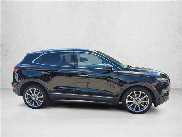 Used 2019 Lincoln MKC Reserve FWD image 4