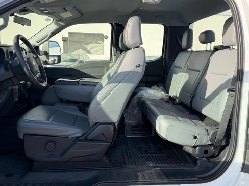 New 2023 Ford F250 XL w/ XL Chrome Package AWD/4WD image 18